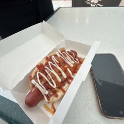 Caramelcorn Shoppe Smoothie Stop - Good hot dogs
