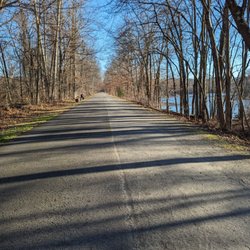 Dutchess County Rail Trail - 12/15/2023 - 58 degrees.