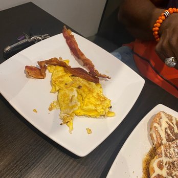 CanopyRoad Cafe - Bacon & eggs - Breakfast & Brunch Near Me - Tampa, Florida CanopyRoad Cafe - Bacon & eggs - Breakfast & Brunch Near Me - Tampa, Florida