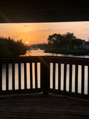 Coco's On The Canal by null