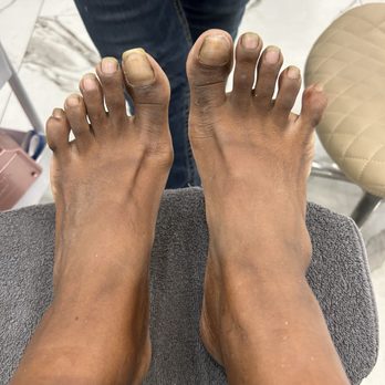 Byoung Nails & Spa - My feet - Waxing Near Me - Los Angeles, California