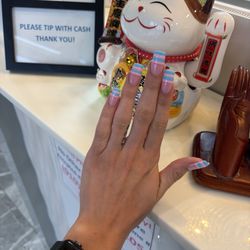TinTin Nails & Spa