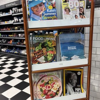 CIBO EXPRESS - Mags - Food Stands Near Me - Newark, New Jersey