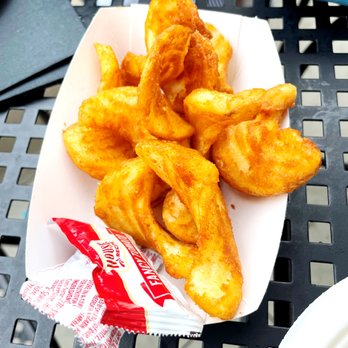 Cargo Snack Shack - Sidewinder Fries - $6 - Burgers Near Me - Los Angeles, California Cargo Snack Shack - Sidewinder Fries - $6 - Burgers Near Me - Los Angeles, California