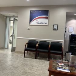 Aava Dental of North Hollywood - Main waiting room