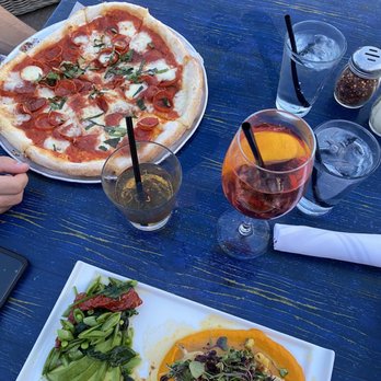 Isabella's Kitchen - Pizza & Scallops - Italian Near Me - Scottsdale, Arizona