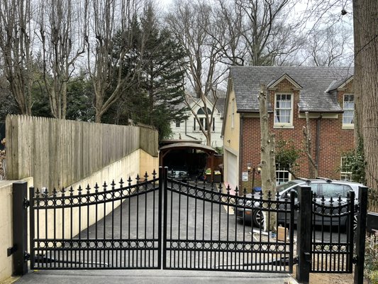 More than just a fence, we offer security solutions by design! - We customize design and features to fit your needs. Are you considering to secure your space?
Contact us to book an estimate for your project today!
