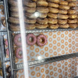 Dunkin' - Beware - Bugs all up in the glass donut case!