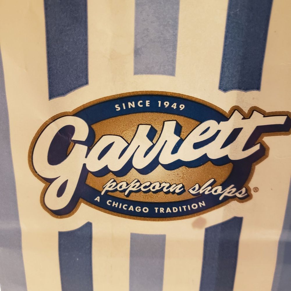Garrett Popcorn Shops - So good!! - Popcorn Shops Near Me - Chicago, Illinois