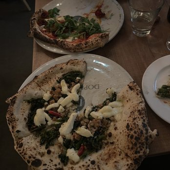 Doppio Zero Mountain View - Salsiccia Pizza Dinner and daviola pizza - Pizza Near Me - Mountain View, California