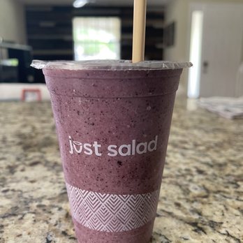 Just Salad - Almond Berry Blast Smoothie - Salad Near Me - Boca Raton, Florida