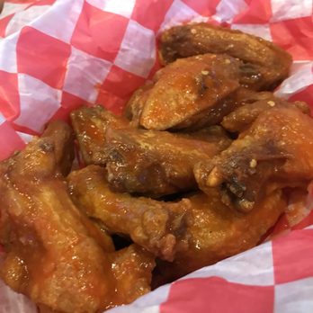 BreWingZ Restaurant and Bar - Sports Bars Near Me - Katy, Texas BreWingZ Restaurant and Bar - Sports Bars Near Me - Katy, Texas