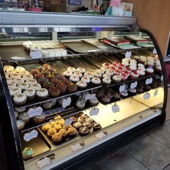 Cupcake Heaven - How do you choose?‍ - Bakeries Near Me - Spring Hill, Florida