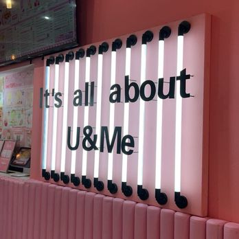 Ume Tea - Interior - Bubble Tea Near Me - Chicago, Illinois Ume Tea - Interior - Bubble Tea Near Me - Chicago, Illinois