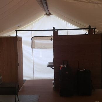 Under Canvas Mount Rushmore - Private bath with hot shower. - Campgrounds Near Me - Keystone, South Dakota