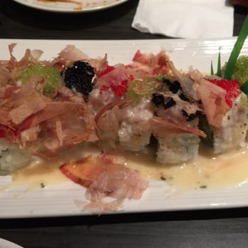 Sushi Oyama - Red dragon roll - Japanese Near Me - Burnaby, British Columbia