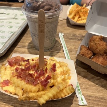 Shake Shack River North - I got the Bacon Cheese Fries, OREO Cookie Funnel Cake Shake, and Chicken Bites. - Burgers Near Me - Chicago, Illinois Shake Shack River North - I got the Bacon Cheese Fries, OREO Cookie Funnel Cake Shake, and Chicken Bites. - Burgers Near Me - Chicago, Illinois
