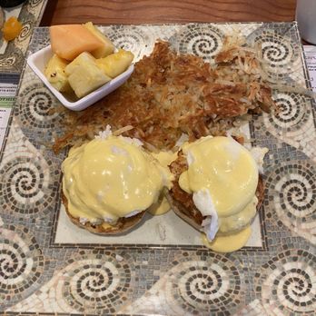 Yianni's Cafe - Crab Cake Benedict - Greek Near Me - Ocean City, New Jersey