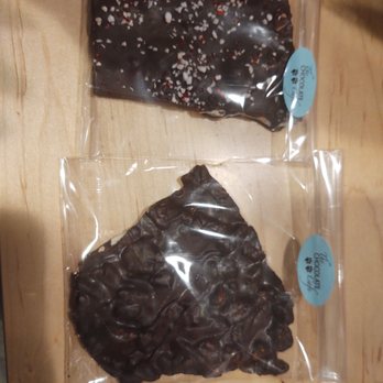 Shenandoah Fine Chocolates - Peppermint bark - Chocolatiers & Shops Near Me - Winchester, Virginia Shenandoah Fine Chocolates - Peppermint bark - Chocolatiers & Shops Near Me - Winchester, Virginia