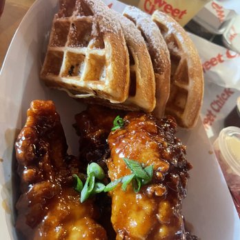 Sweet Chick - Honey Garlic Chicken & Waffles - Southern Near Me - Brooklyn, New York Sweet Chick - Honey Garlic Chicken & Waffles - Southern Near Me - Brooklyn, New York
