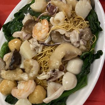 Ping's Seafood - Mixed Seafood Pan-Fried Noodles - Seafood Near Me - New York, New York Ping's Seafood - Mixed Seafood Pan-Fried Noodles - Seafood Near Me - New York, New York