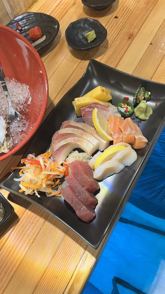 OYSTER HALE BY CRUSH 61 Photos & 19 Reviews 346 Lewers Street 2nd