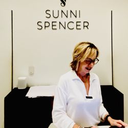 Sunni Spencer - Excellent service.