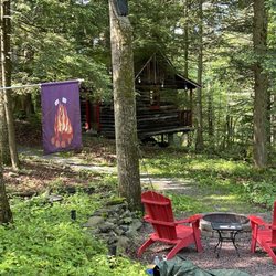 Babbling Brook Cottages - Toasted Marshmallow fire pit