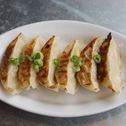 Roll N Wok - Potstickers