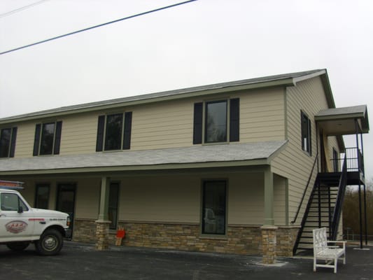 Terry Asbury Roofing Logo