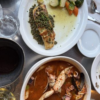 Sotto Mare - Cioppino and halibut - Seafood Near Me - San Francisco, California
