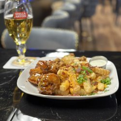 Mist -N- Smoke Lounge - Wings and loaded fries