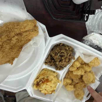 Li'l Dizzy's Cafe - Cajun/Creole Near Me - New Orleans, Louisiana
