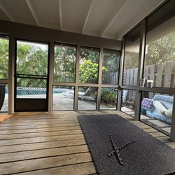 Kailua Screen Shop - Screen porch