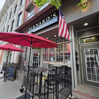 Bernard's - Beautiful colorful outdoor dining area with two tables. - New American Near Me - Roanoke, Virginia