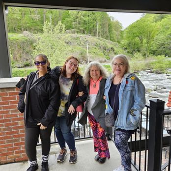 Tapoco Tavern - Resorts Near Me - Robbinsville, North Carolina