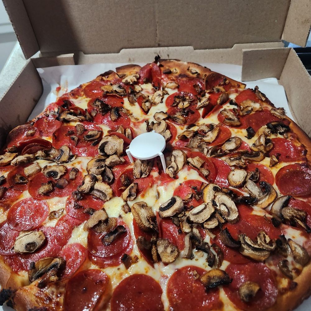 Gondola Pizza - Pizza Near Me - La Mirada, California Gondola Pizza - Pizza Near Me - La Mirada, California