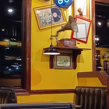 Zaxbys - Wall decor - Fast Food Near Me - Tuscaloosa, Alabama Zaxbys - Wall decor - Fast Food Near Me - Tuscaloosa, Alabama
