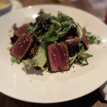 Yard House - Ahi Crunchy Salad - New American Near Me - Honolulu, Hawaii Yard House - Ahi Crunchy Salad - New American Near Me - Honolulu, Hawaii