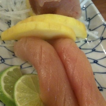 Nozomi - Albacore Tuna Nigiri with Mango slices - Sushi Bars Near Me - La Jolla, California