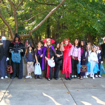 Good Beginnings School - Trick or treat? - Preschools Near Me - Reston, Virginia Good Beginnings School - Trick or treat? - Preschools Near Me - Reston, Virginia