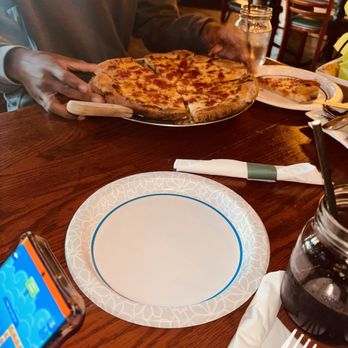 Bogart'z - Cheese pizza - Bars Near Me - Detroit, Michigan