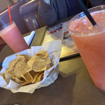 La Cabana Restaurant - Virgin strawberry margaritas and chips - Mexican Near Me - Acton, California