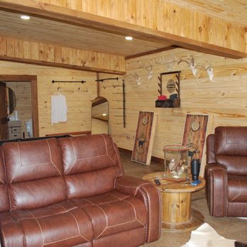 Rodgers Ranch - Grooms suite - Venues & Event Spaces Near Me - Wilmer, Alabama