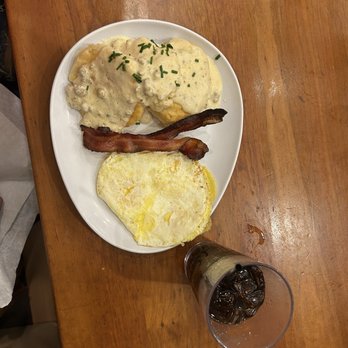 Ruby Slipper Decatur - Biscuits & Gravy - Breakfast & Brunch Near Me - New Orleans, Louisiana Ruby Slipper Decatur - Biscuits & Gravy - Breakfast & Brunch Near Me - New Orleans, Louisiana
