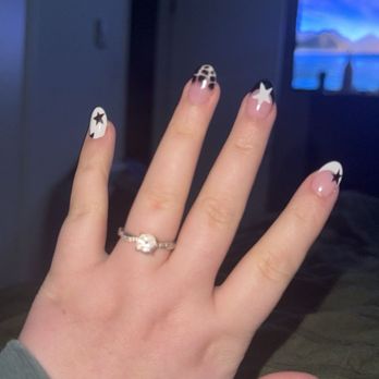 Pearl Nails - Nails by Halle - Nail Salons Near Me - Puyallup, Washington Pearl Nails - Nails by Halle - Nail Salons Near Me - Puyallup, Washington
