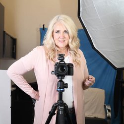 North Atlanta Headshots - Our space is small, but effective. We are located inside My Salon Suites at Publix shopping center in downtown Alpharetta, GA.