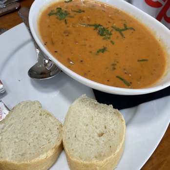 Bridgewater Bistro - Clam & Mussel Chowder Soup - New American Near Me - Astoria, Oregon