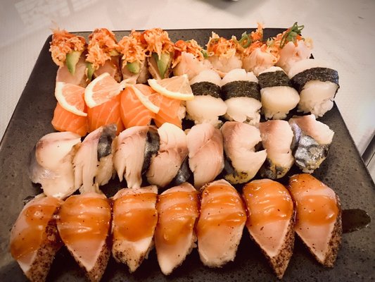 KitzMo Sushi Teriyaki and Bento by null