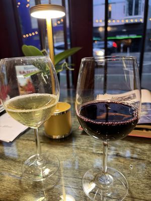 Tinto Restaurant & Wine Bar by null